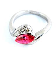 Oceľový prsteň s ružovým kameňom                                                